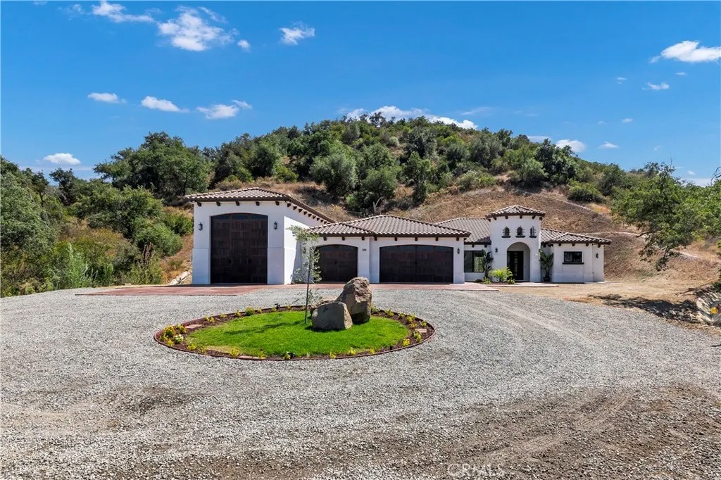 43420 Calle Nuevo
