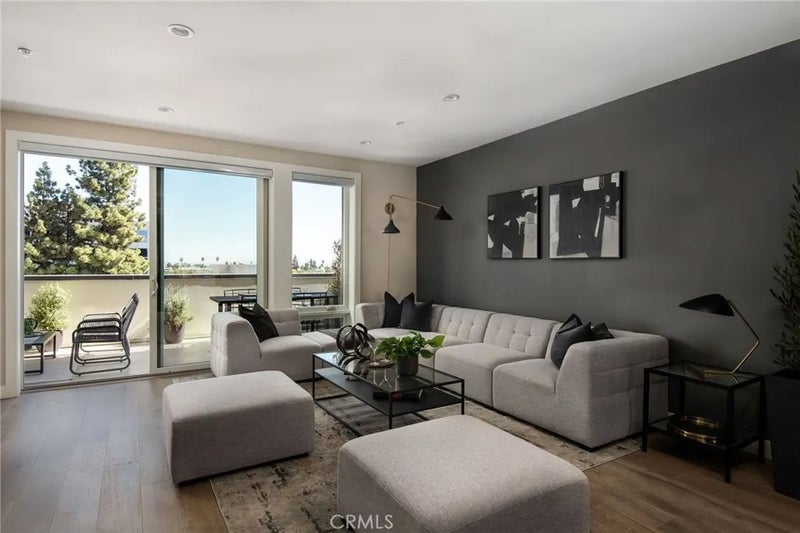 380 Cordova Street 517