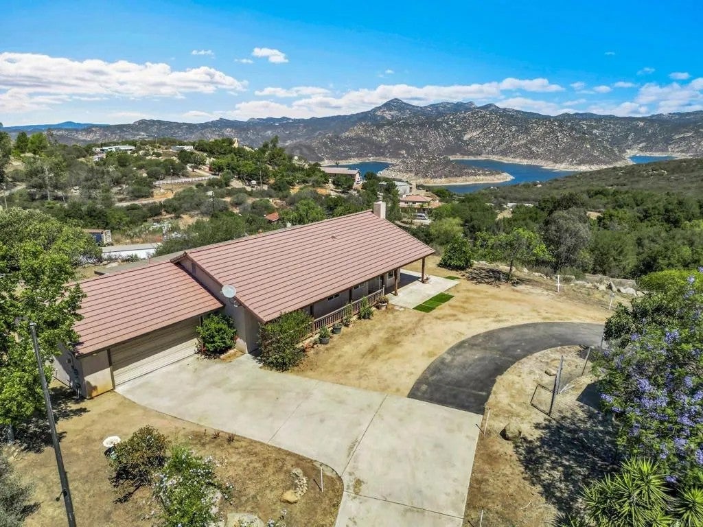 12460 Muth Valley Road