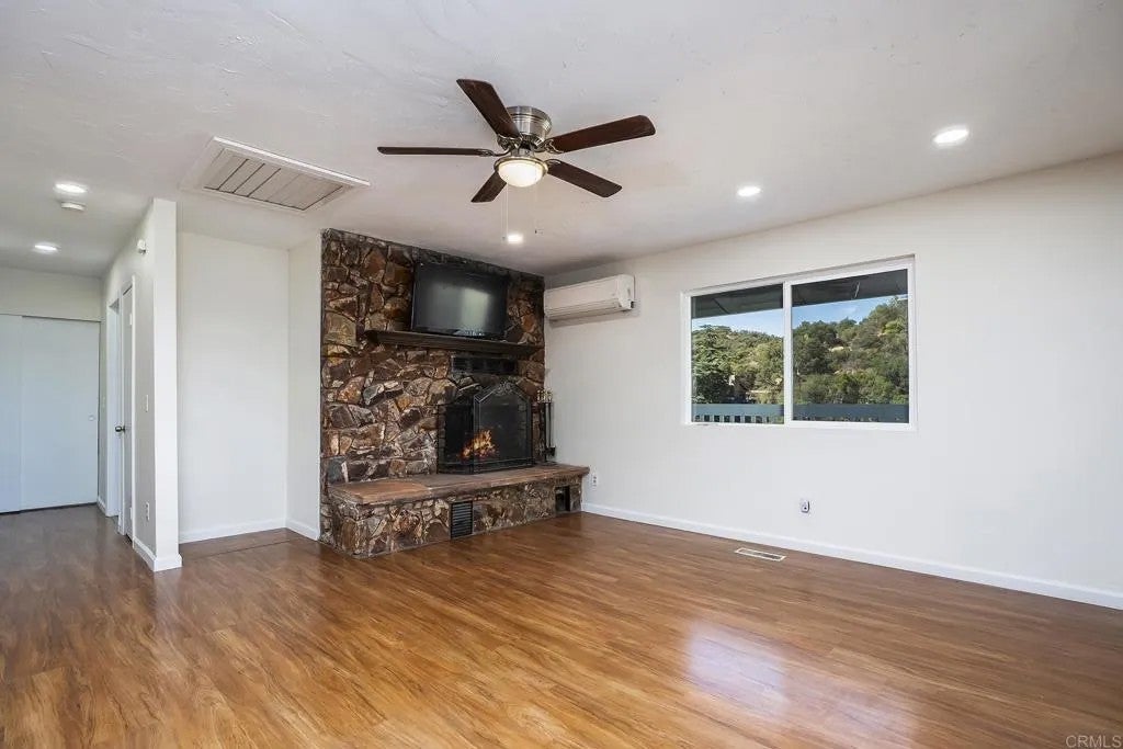 24541 MANZANITA DR
