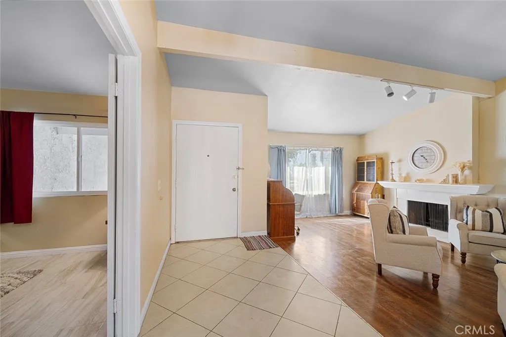 1193 W 13th Street