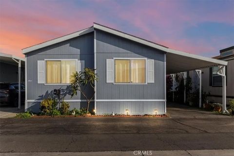 9080 Bloomfield 230 Cypress CA 90630