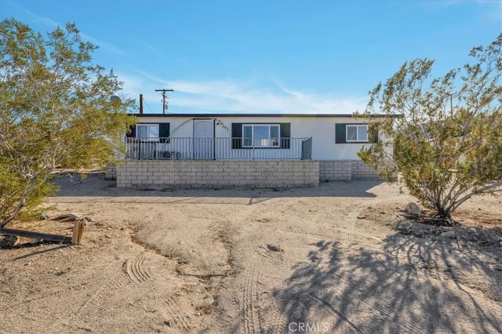 Photo of 74993 Serrano Dr, 29 Palms, CA 92277 (MLS # CV26015760)