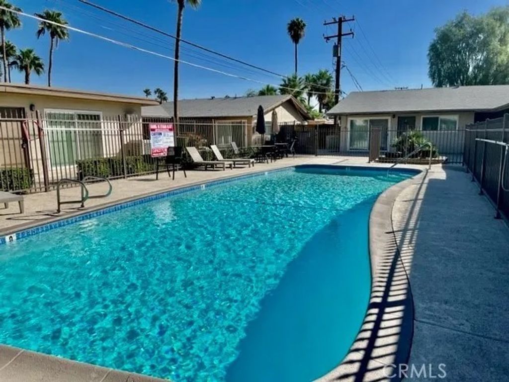 Photo of 685 E Vista Chino #7, Palm Springs, CA 92262 (MLS # NP26045208)