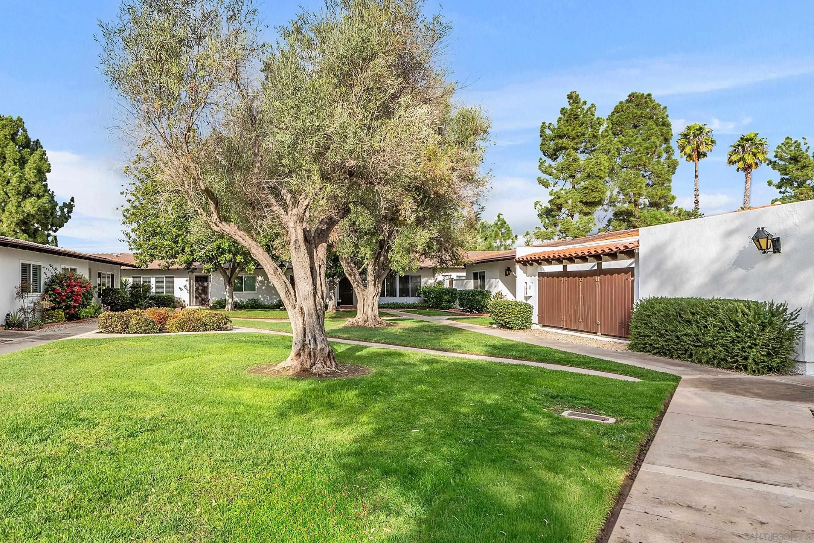 16555 Caminito Vecinos 39