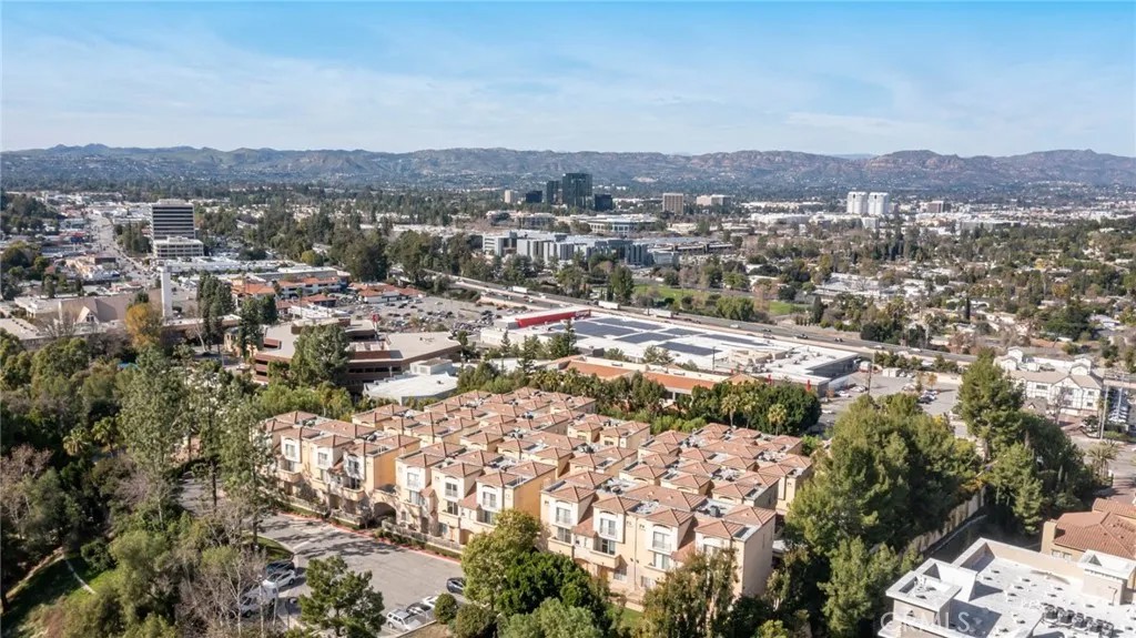 5220 Premiere Hills Circle 228