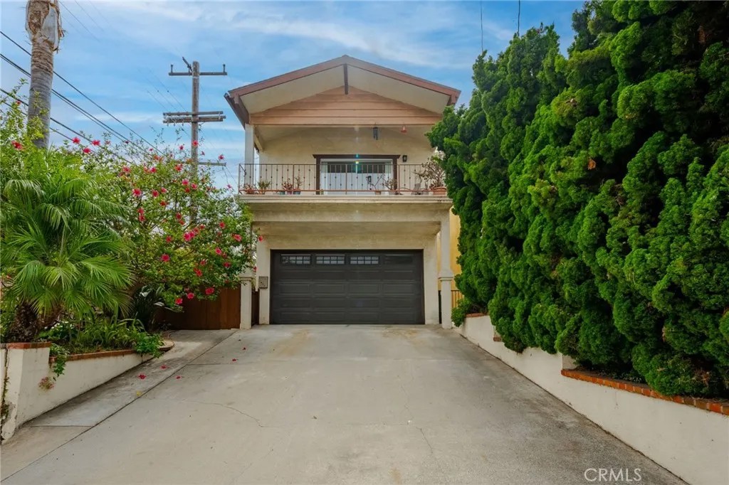 3145 S Kerckhoff