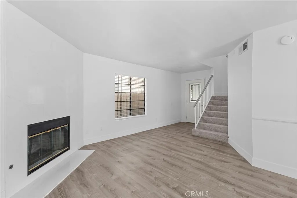 1021 S Reservoir