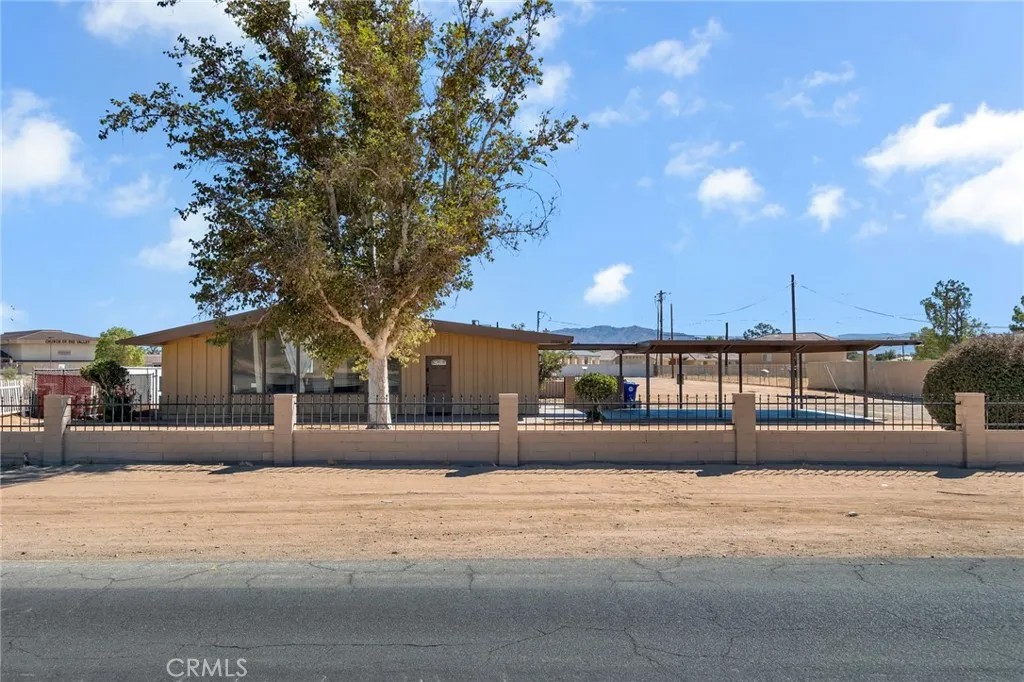 20660 US Highway 18