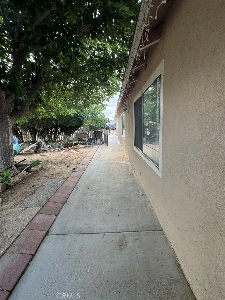 9249 E Avenue R10