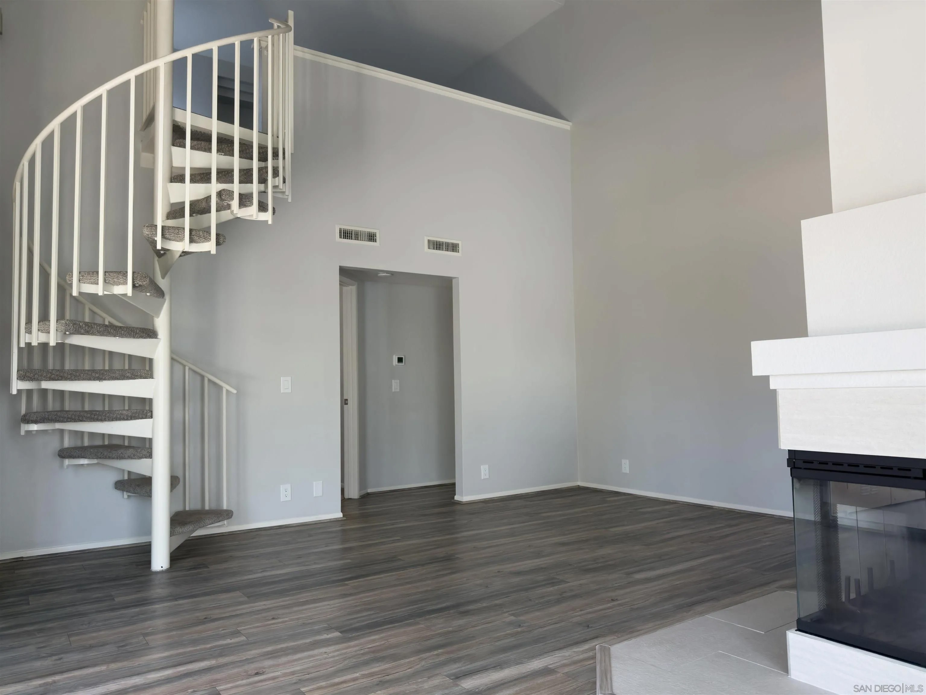 7220 Calle Cristobal 12