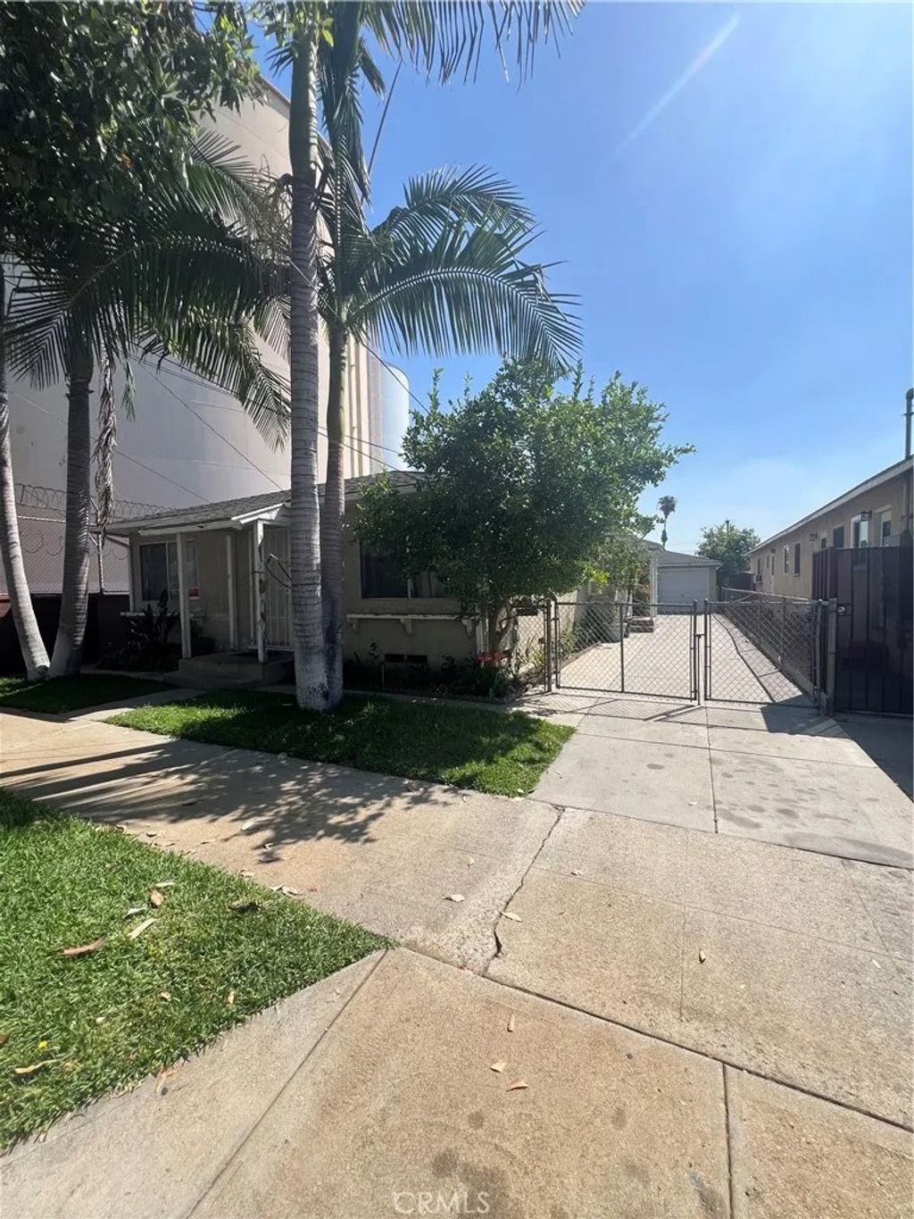 Photo of 5954 Riverside Ave, Huntington Park, CA 90255 (MLS # DW26076650)