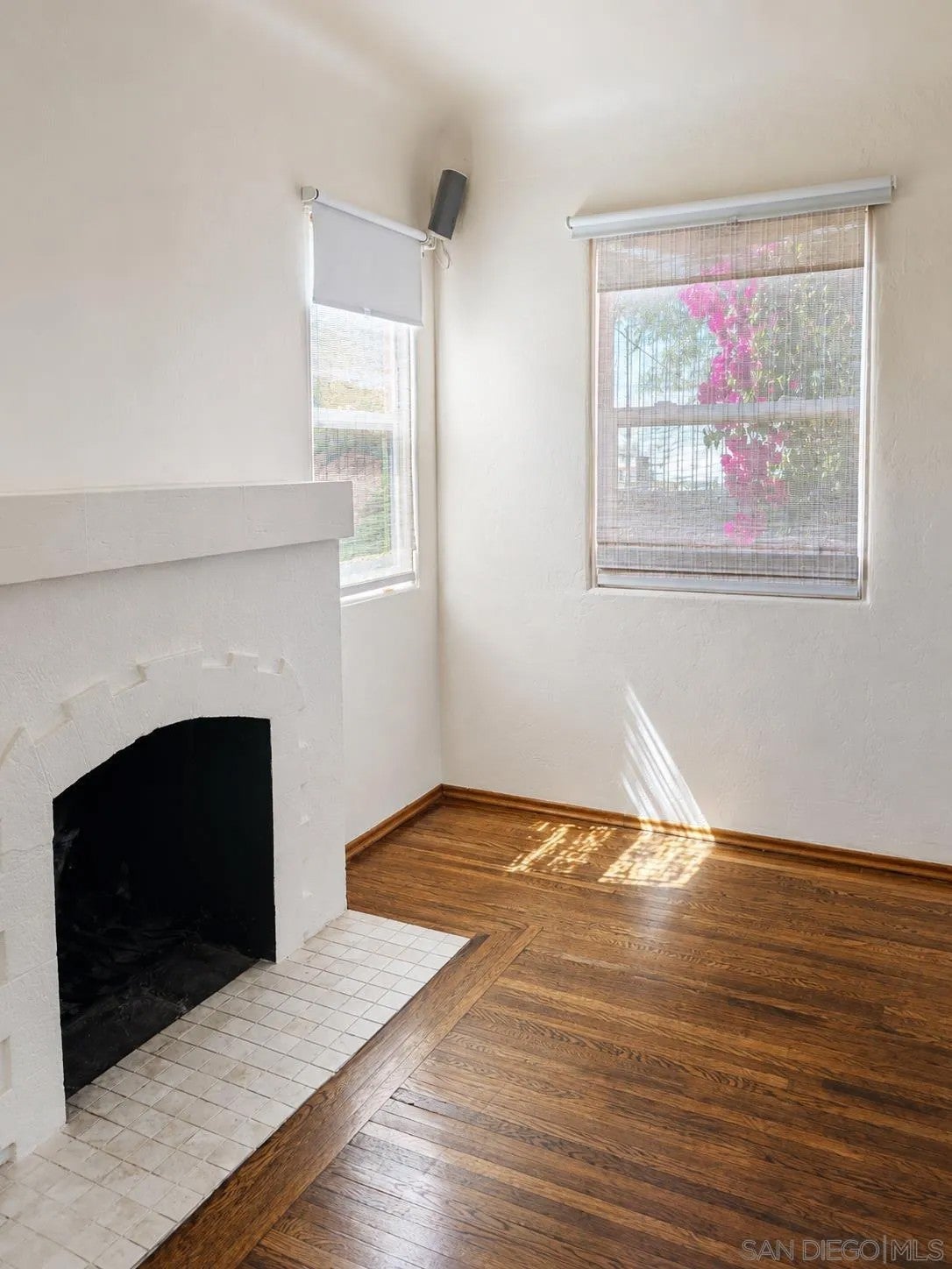 3827 Madison