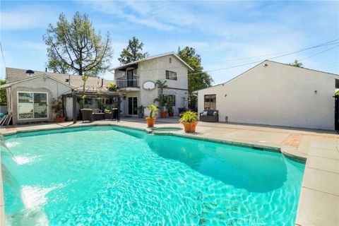 Tiny photo for 16609 Chatsworth Street, Granada Hills, CA 91344 (MLS # GD25232468)