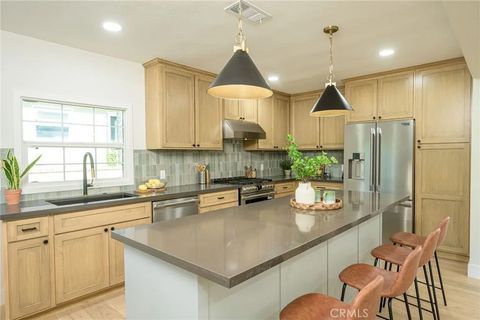 Photo of 540 Hacienda Drive, Monrovia, CA 91016 (MLS # DW25280130)