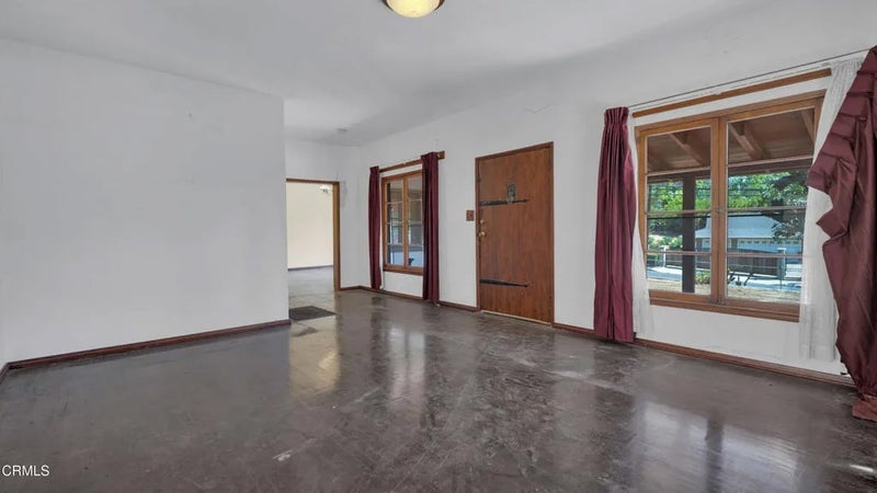 9615 La Canada Way