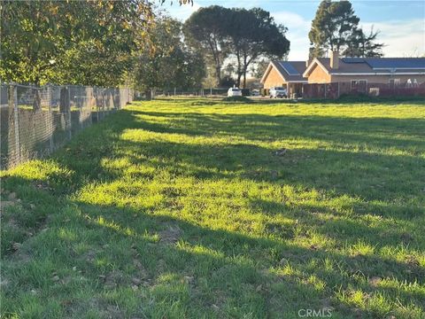 2 Cherry Beaumont CA 92223