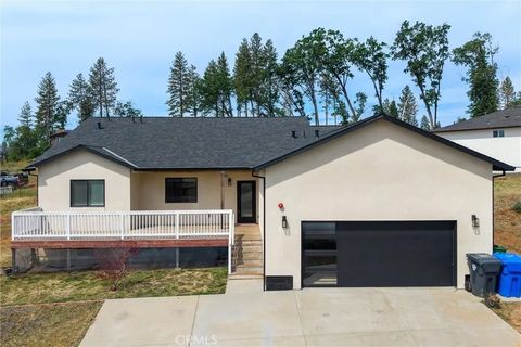 Photo of 5655 Cathy Ln, Paradise, CA 95969 (MLS # SN26068631)