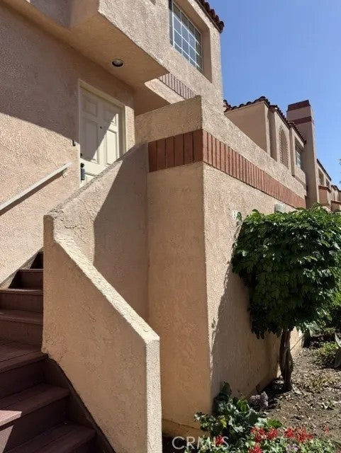 3101 Plaza Del Amo 37