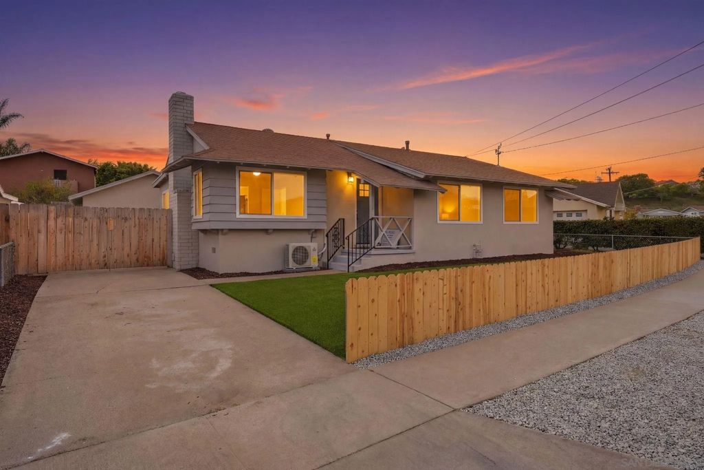Photo of 2726 Landscape Dr, San Diego, CA 92139 (MLS # 260005041)