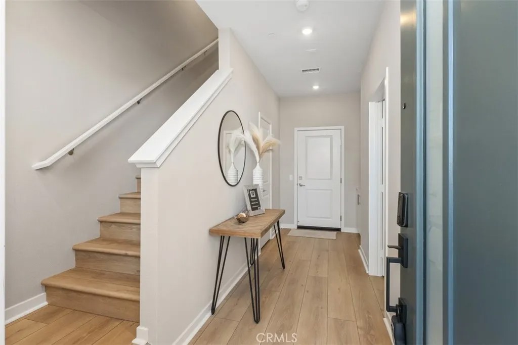 109 S Laxore Street 303