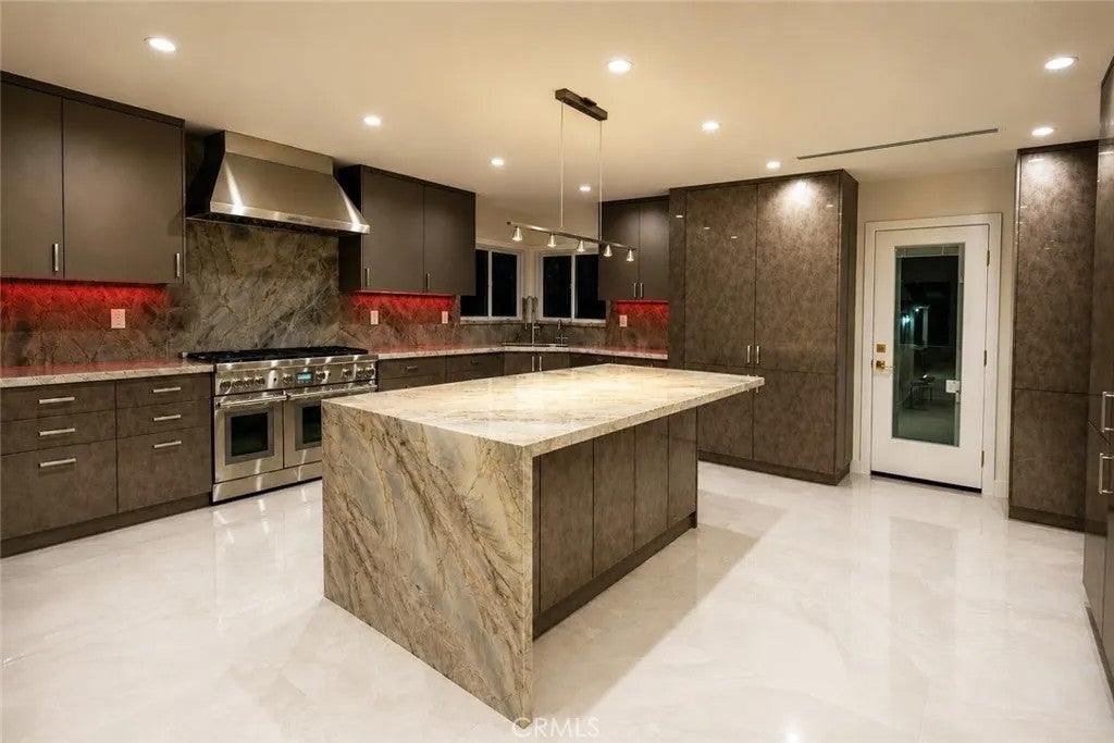 507 Bethany