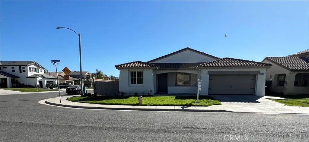 Photo of 2722 Azalea Avenue, San Jacinto, CA 92582 (MLS # CV26023152)