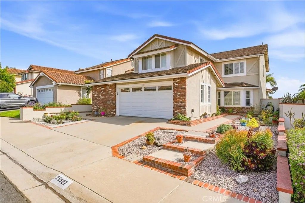 Photo of 20382 Via Trinidad, Yorba Linda, CA 92886 (MLS # DW26063790)