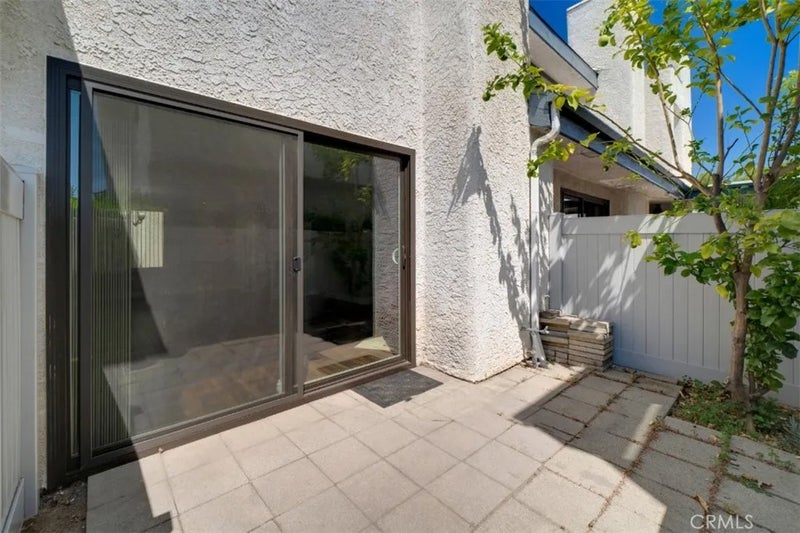 21901 Dupont Street 19