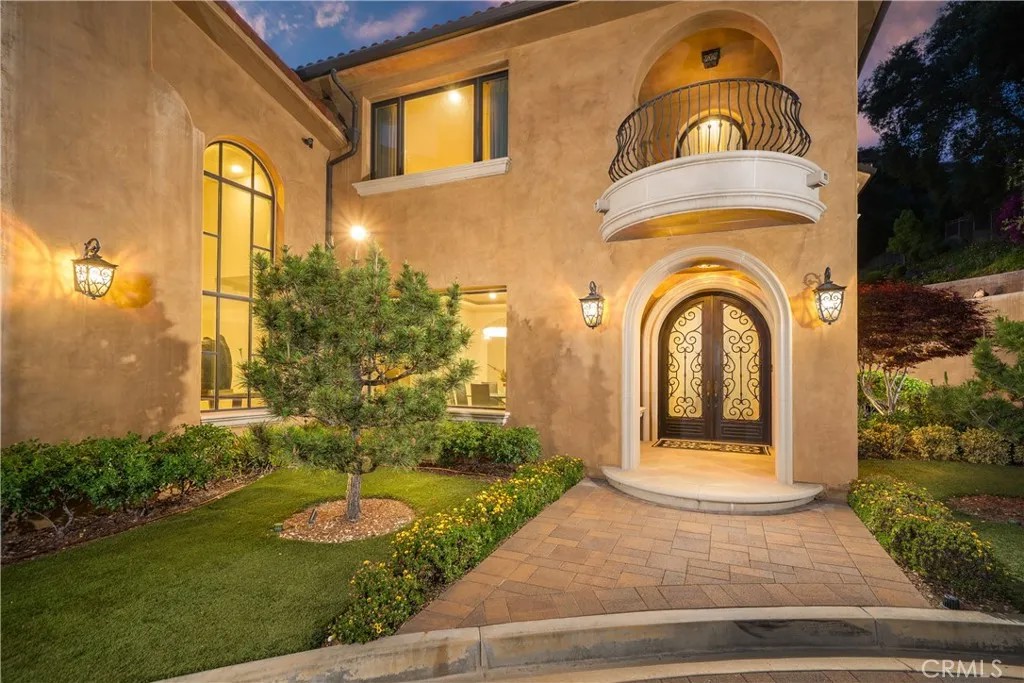 1051 Oak Canyon Lane