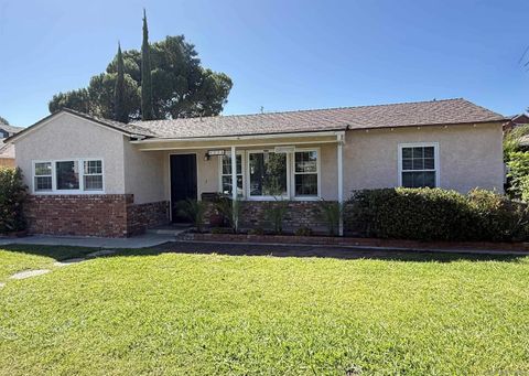 Photo of 4376 Harbinson Avenue, La Mesa, CA 91942 (MLS # 260008942)