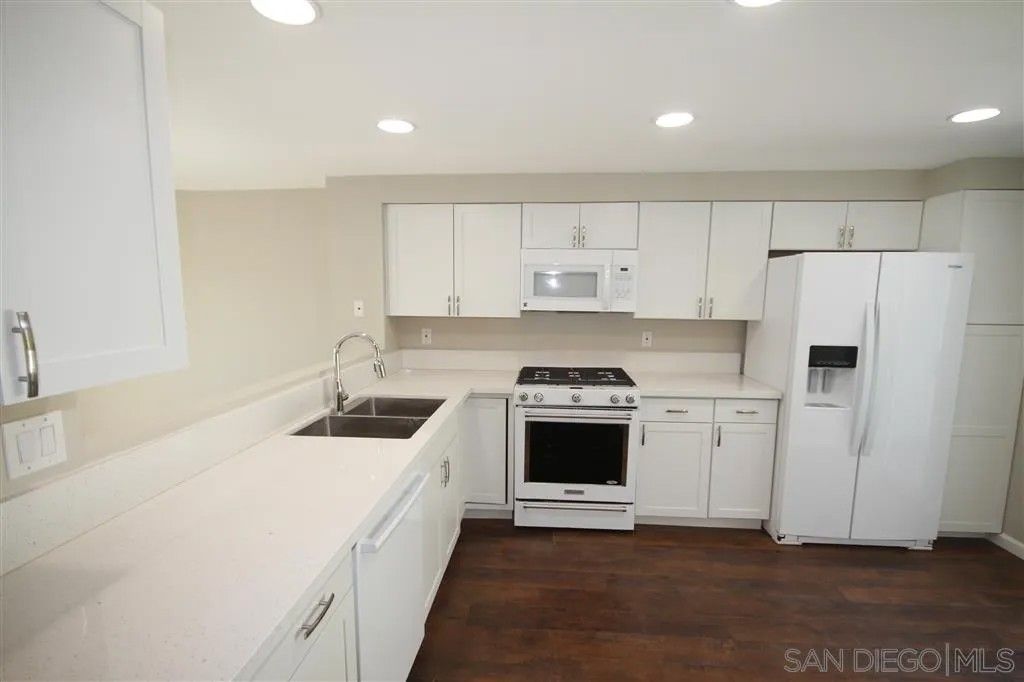 Photo of 11093 Scripps Ranch Blvd, San Diego, CA 92131 (MLS # 260010760)