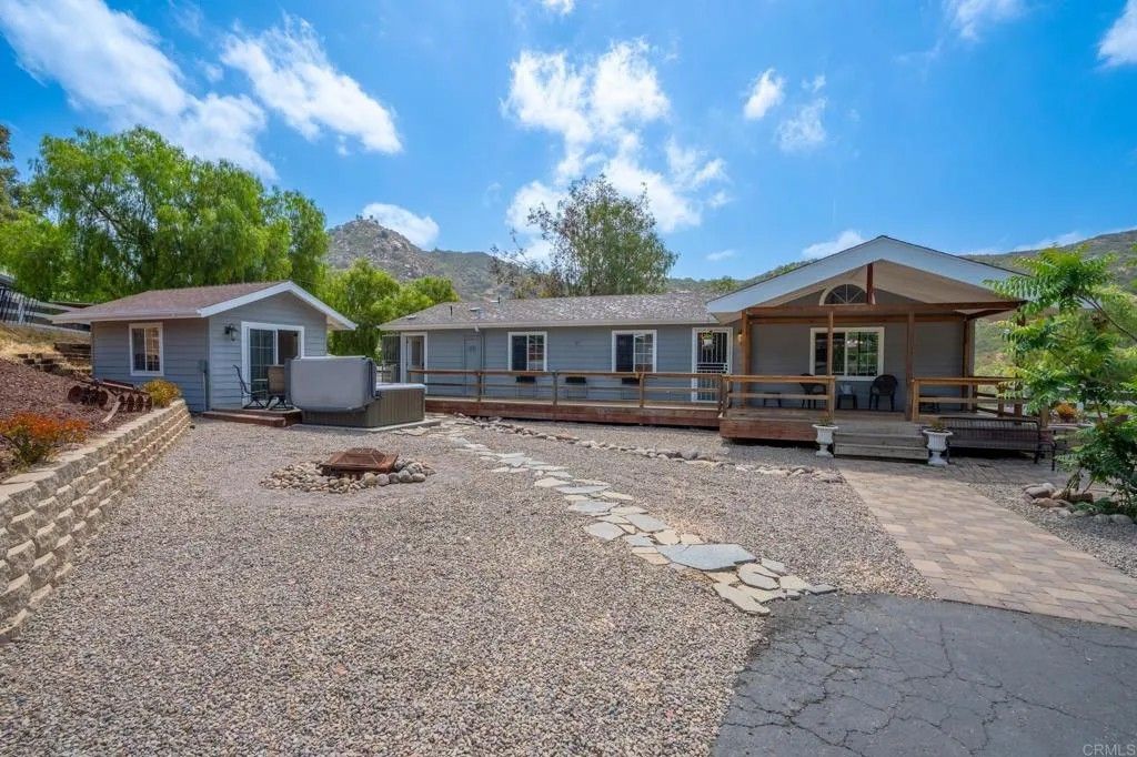 Photo of 824 Ethel Trl, El Cajon, CA 92019 (MLS # NDP2604856)