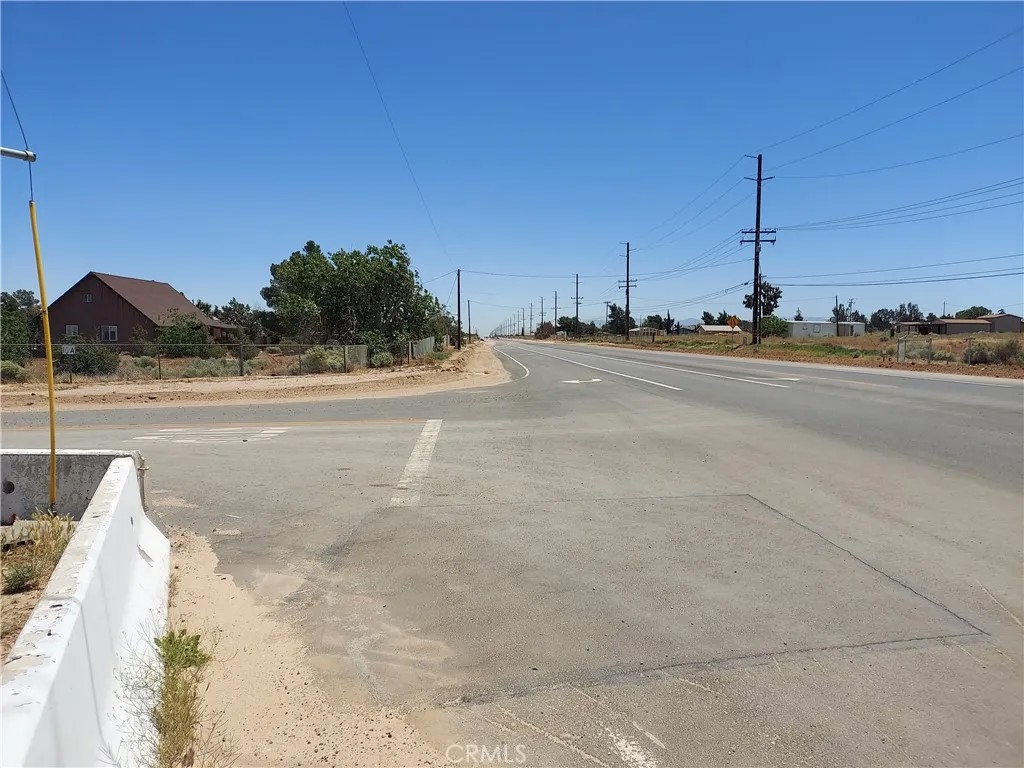 0 Phelan Parcel #3065-041-02