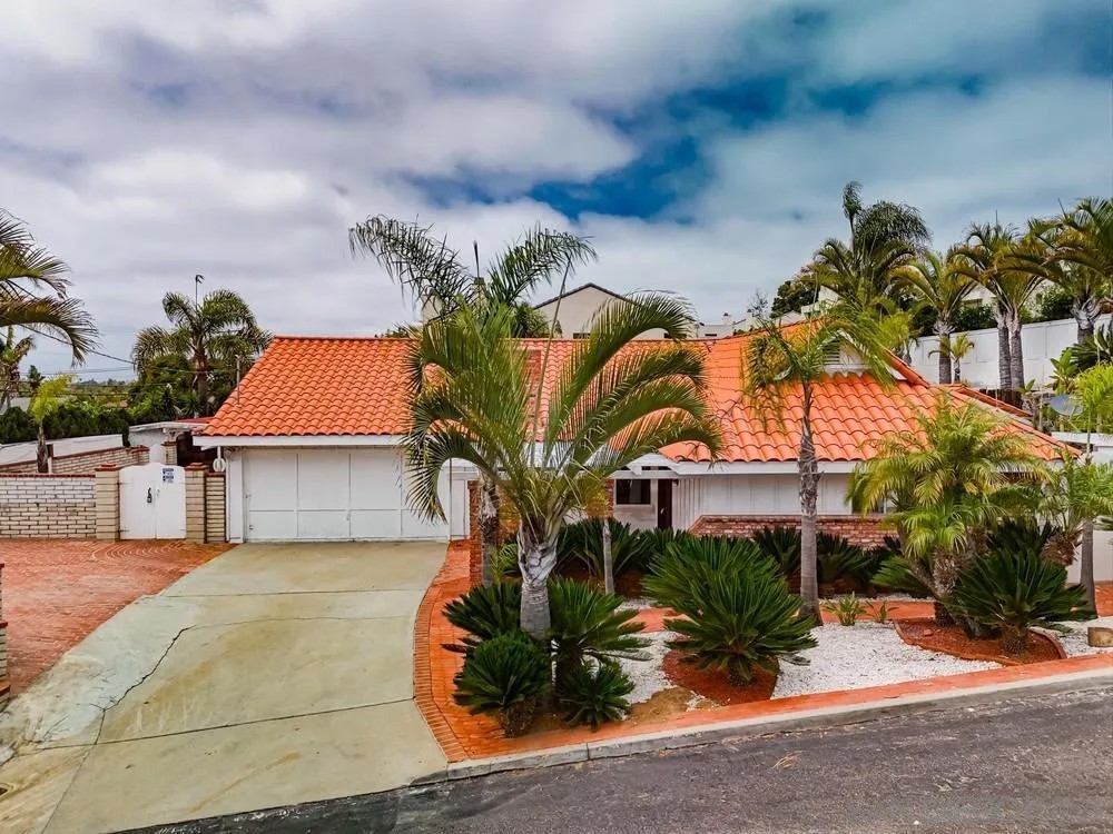 308 Leeann Ln