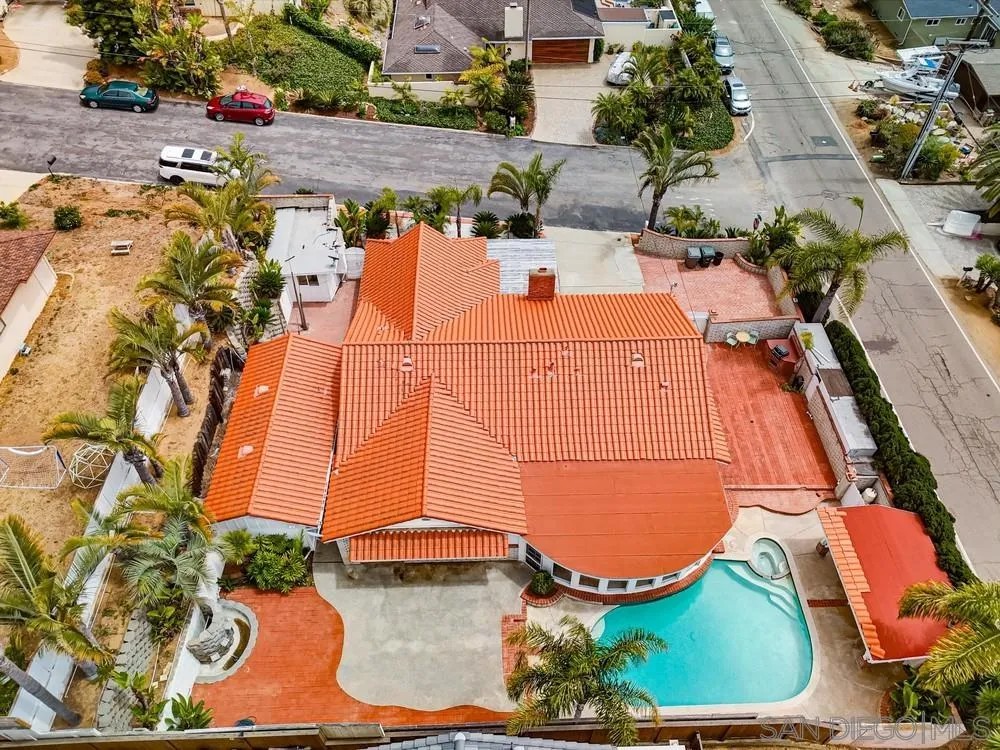 308 Leeann Ln
