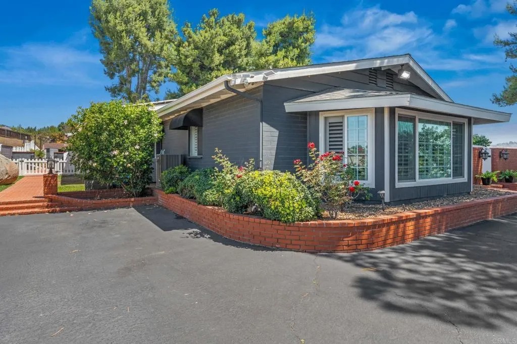 1308 Sundale Road