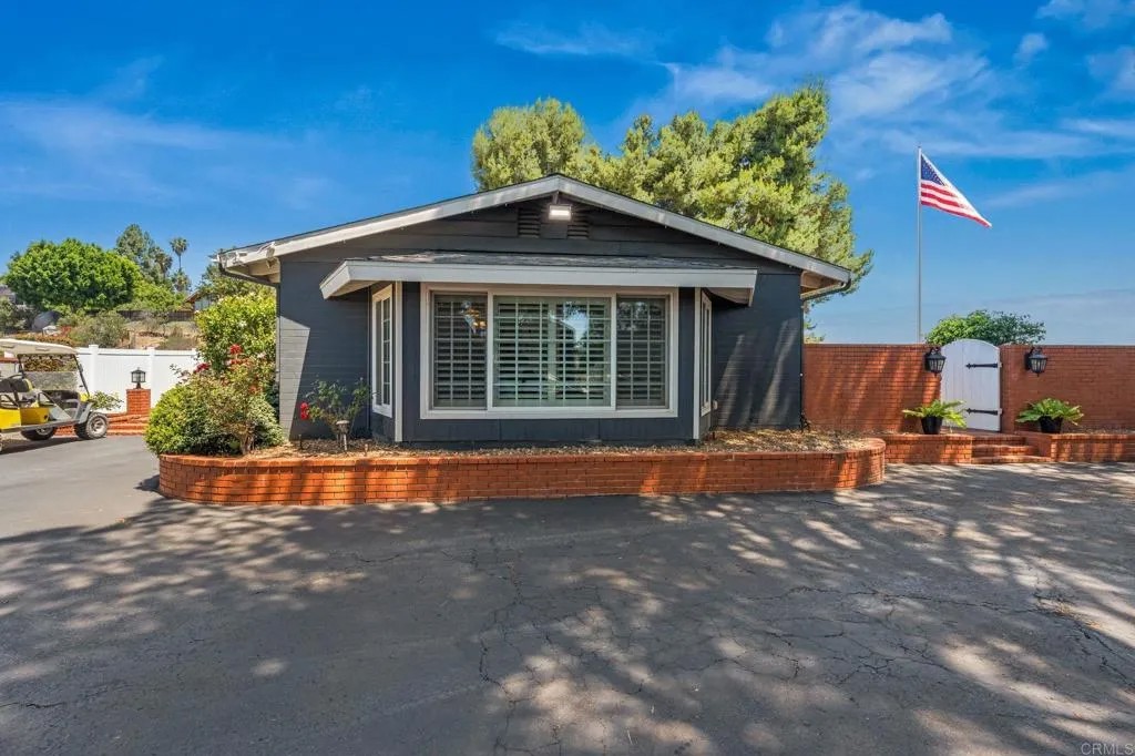 1308 Sundale Road