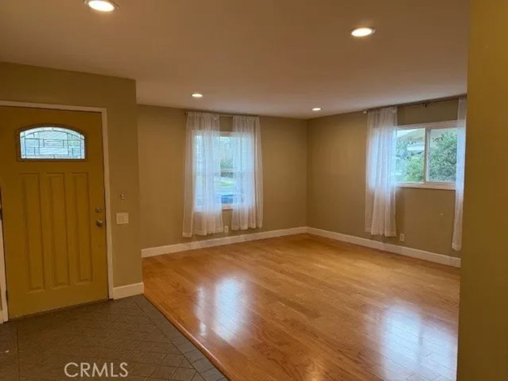 Photo of 22648 Mobile, West Hills, CA 91307 (MLS # SR26035656)