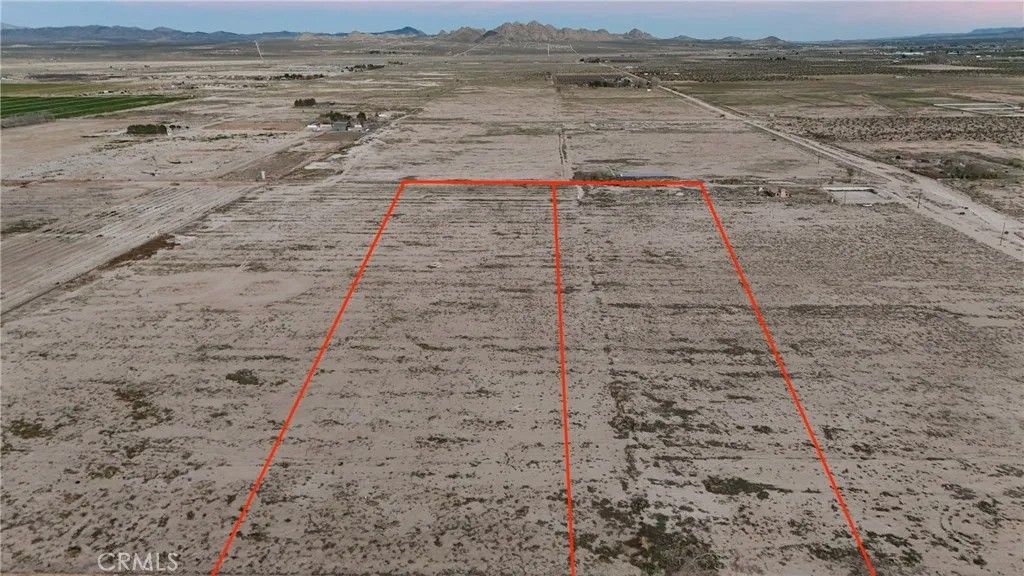 Photo of 793 Locust, Lucerne Valley, CA 92356 (MLS # HD25280085)