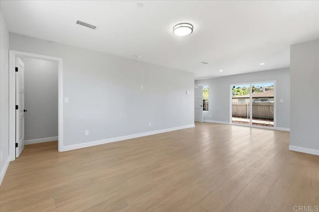 1835 Rios Avenue