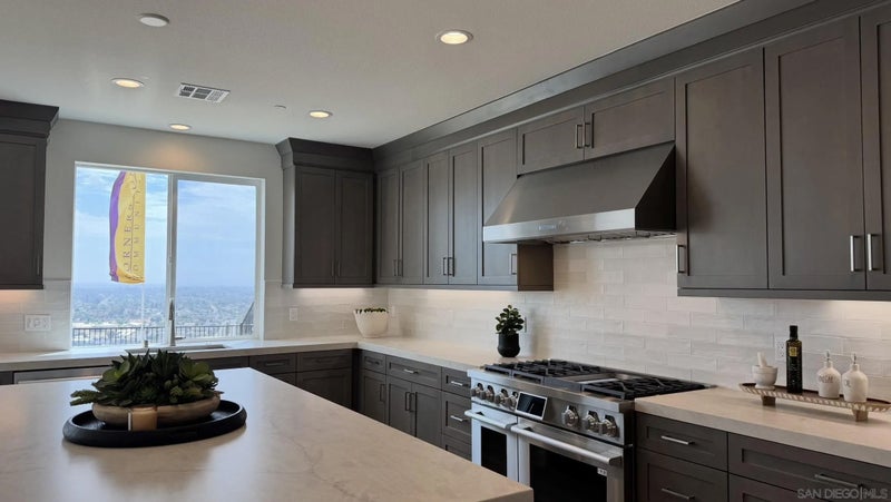 7795 La Mesa Summit Dr