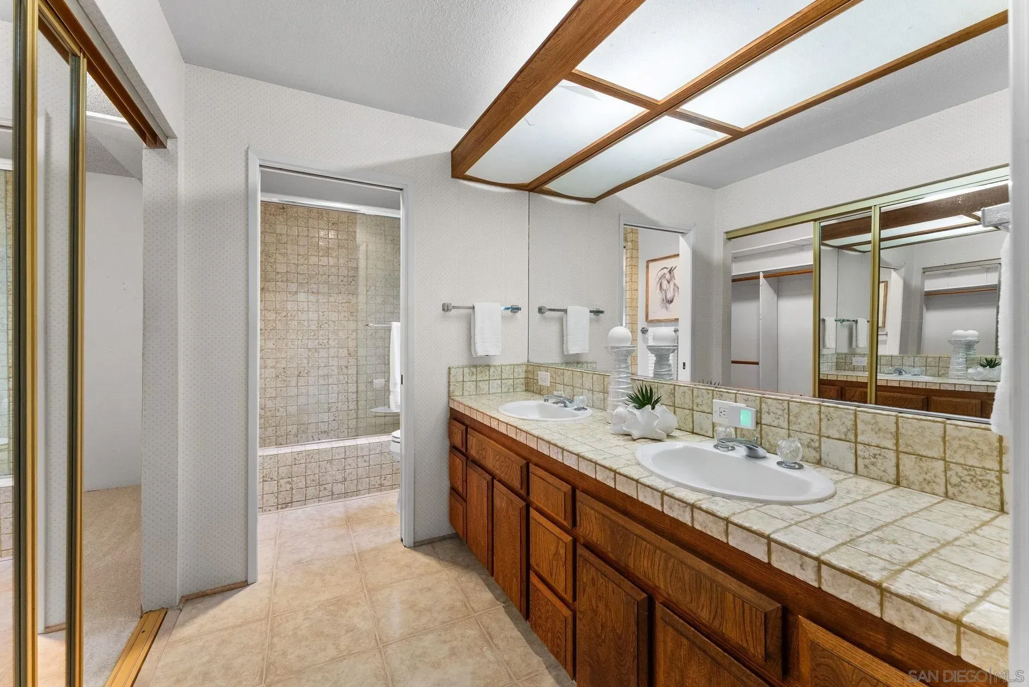 La Jolla, California 92037, United States, 3 Bedrooms Bedrooms, ,3 BathroomsBathrooms,Residential,Active,210933