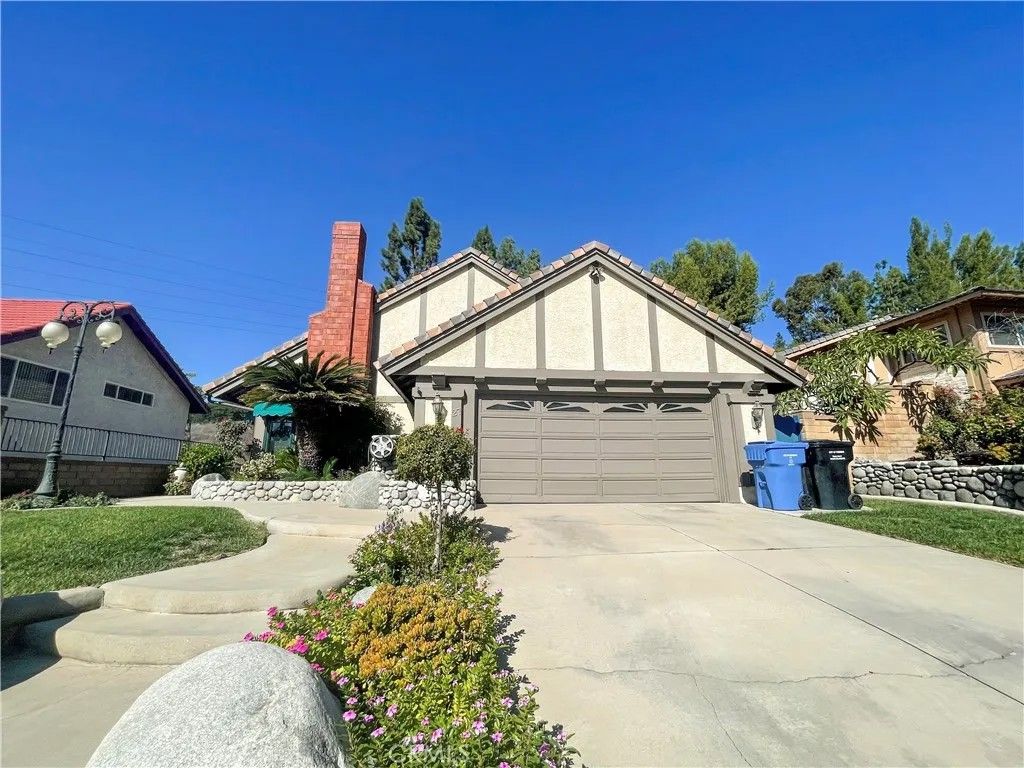 Photo of 27 Canyon Rim Road, Pomona, CA 91766 (MLS # TR25279486)