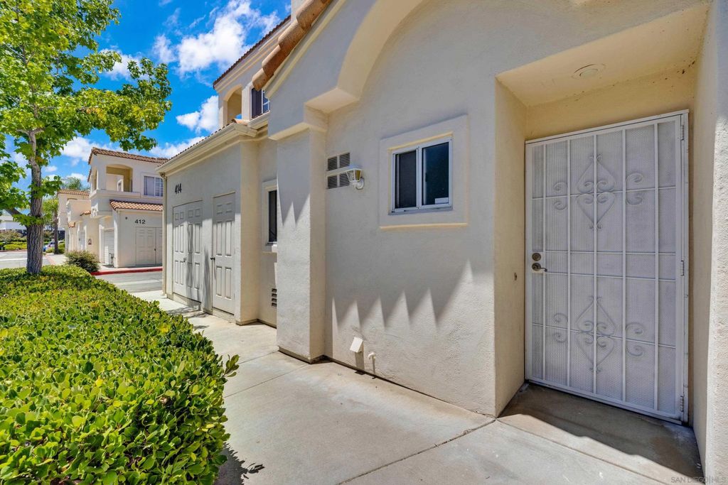 Photo of 414 W San Marcos Blvd #130, San Marcos, CA 92069 (MLS # 250037298)