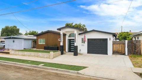 Tiny photo for 4870 Mount Armour Drive, San Diego, CA 92111 (MLS # NDP2510021)