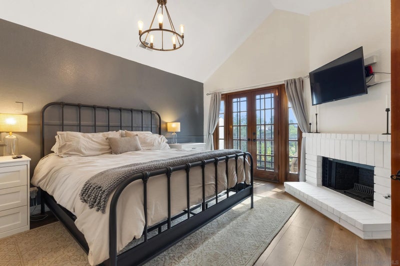 984 S Rim Crest Dr 7