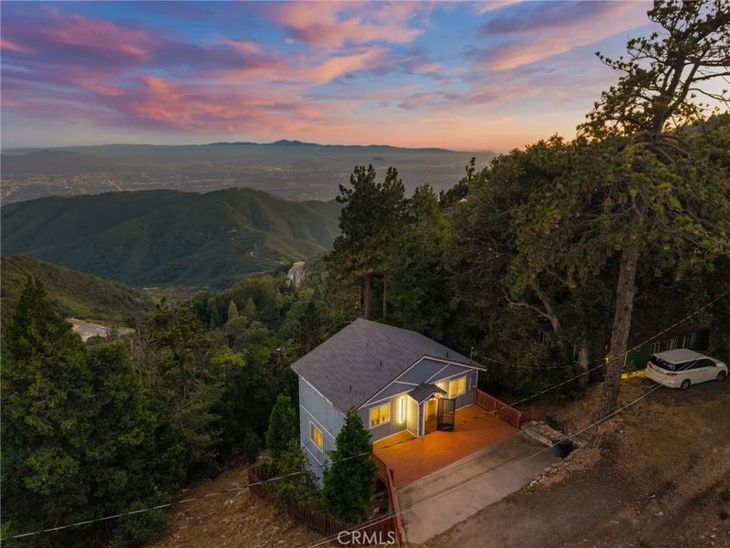 23377 Crestview