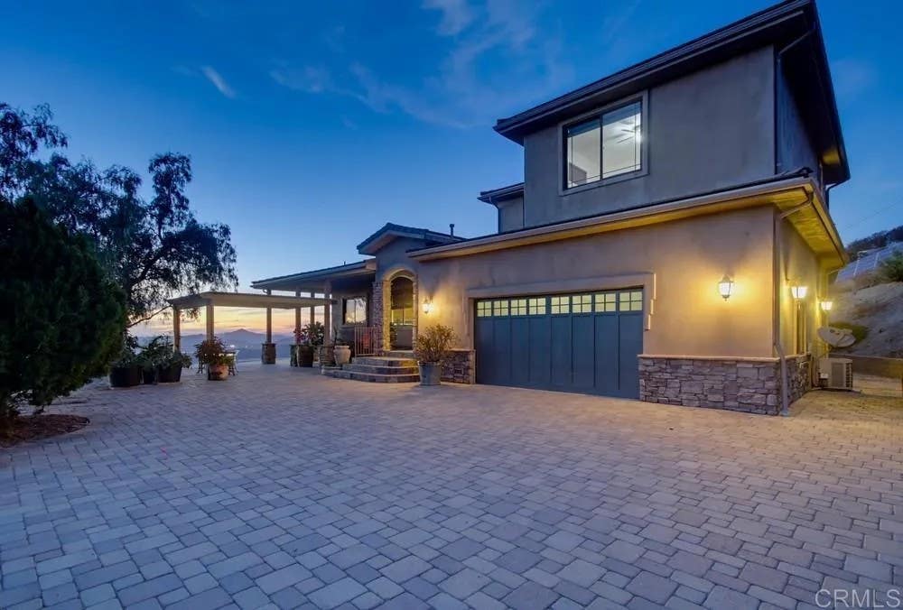 Photo of 16850 Old Survey Road, Escondido, CA 92025 (MLS # NDP2607841)