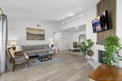 10180 Palm Glen Dr Unit 53, Santee, CA 92071 - #: 250045519